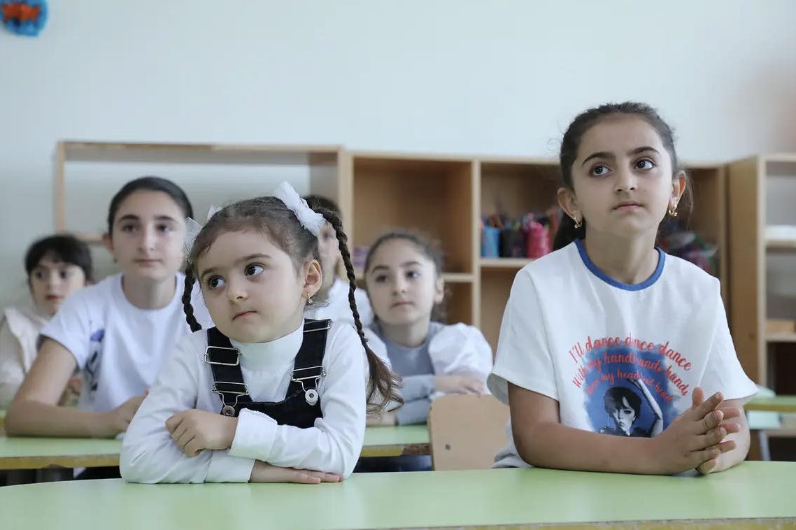 Արցախից բռնի տեղահանված շուրջ 17 հազար երեխա կրթություն է ստանում ՀՀ դպրոցներում. նախարար