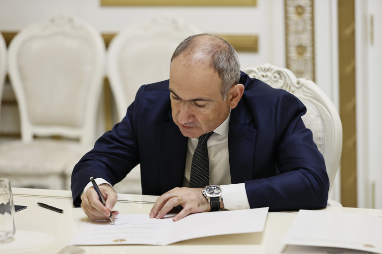 Խմբագրվել է հաղորդակցությունների բացման հարցերով հանձնաժողովի կազմը հաստատելու որոշումը