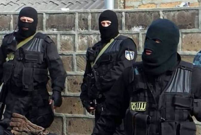 СМИ: СНБ Армении проводит операцию в воинской части «химиков» в Эчмиадзине