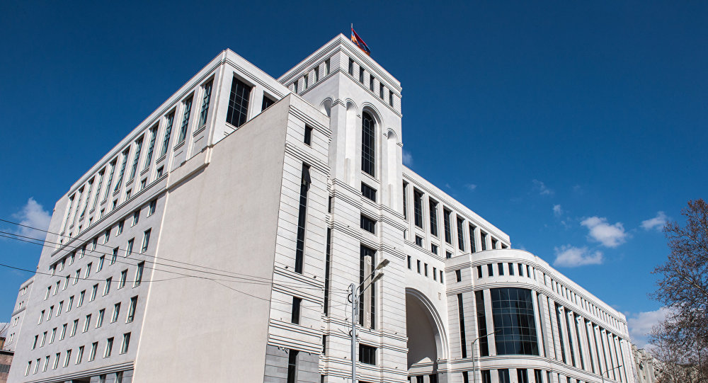 МИД обратилось к гражданам РА в Иране и Израиле