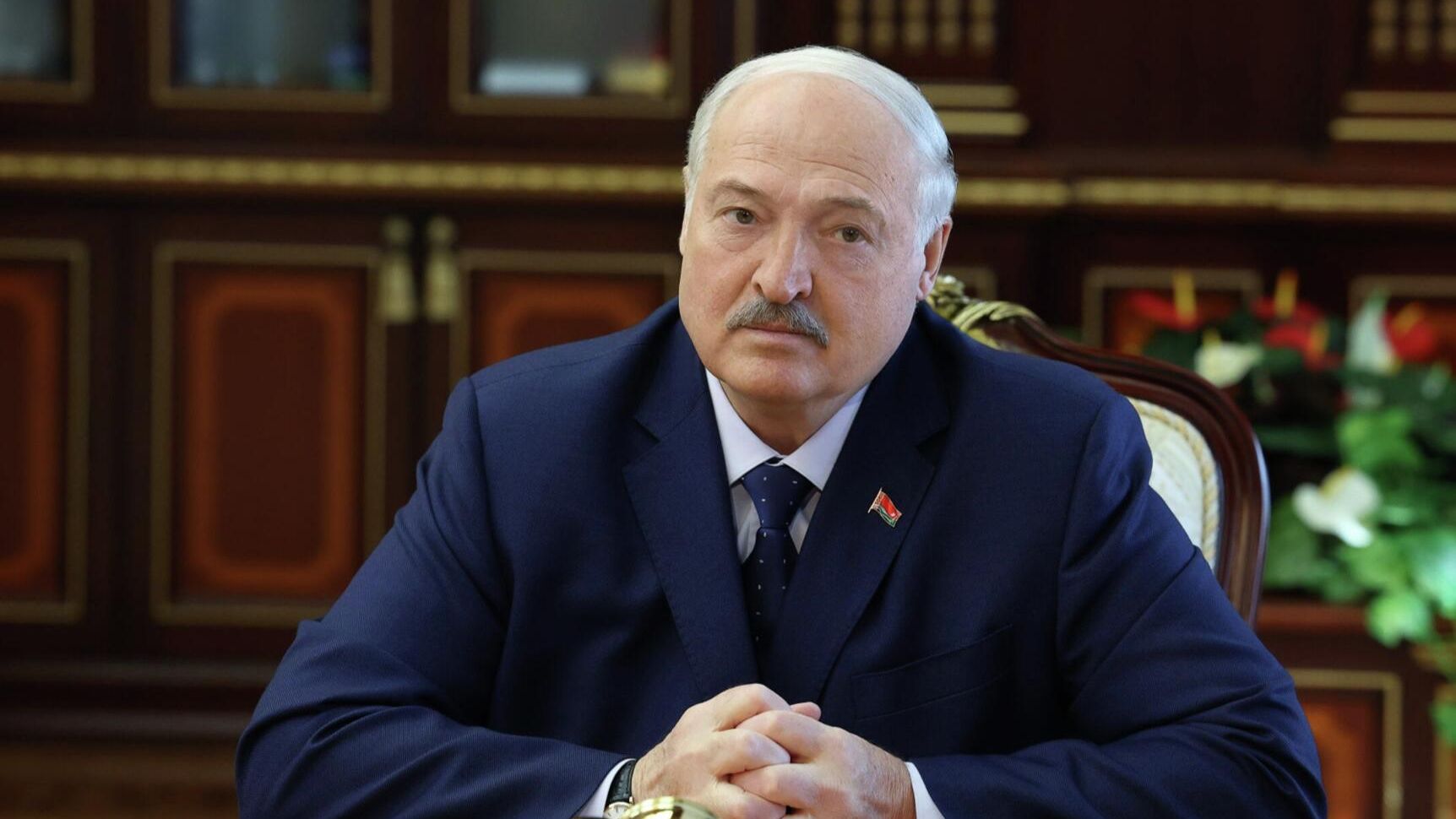 Лукашенко: Минск проведет проверку боеготовности армии, вплоть до мобилизации
