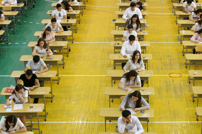 Հաստատվել է հունվարին 12-րդ դասարանցիների ավարտական քննությունների ժամանակացույցը