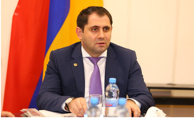 Հոգևոր ծառայությունը բանակում չի դադարեցվում, այլ փոխվում է ենթակայությունը. Պապիկյան