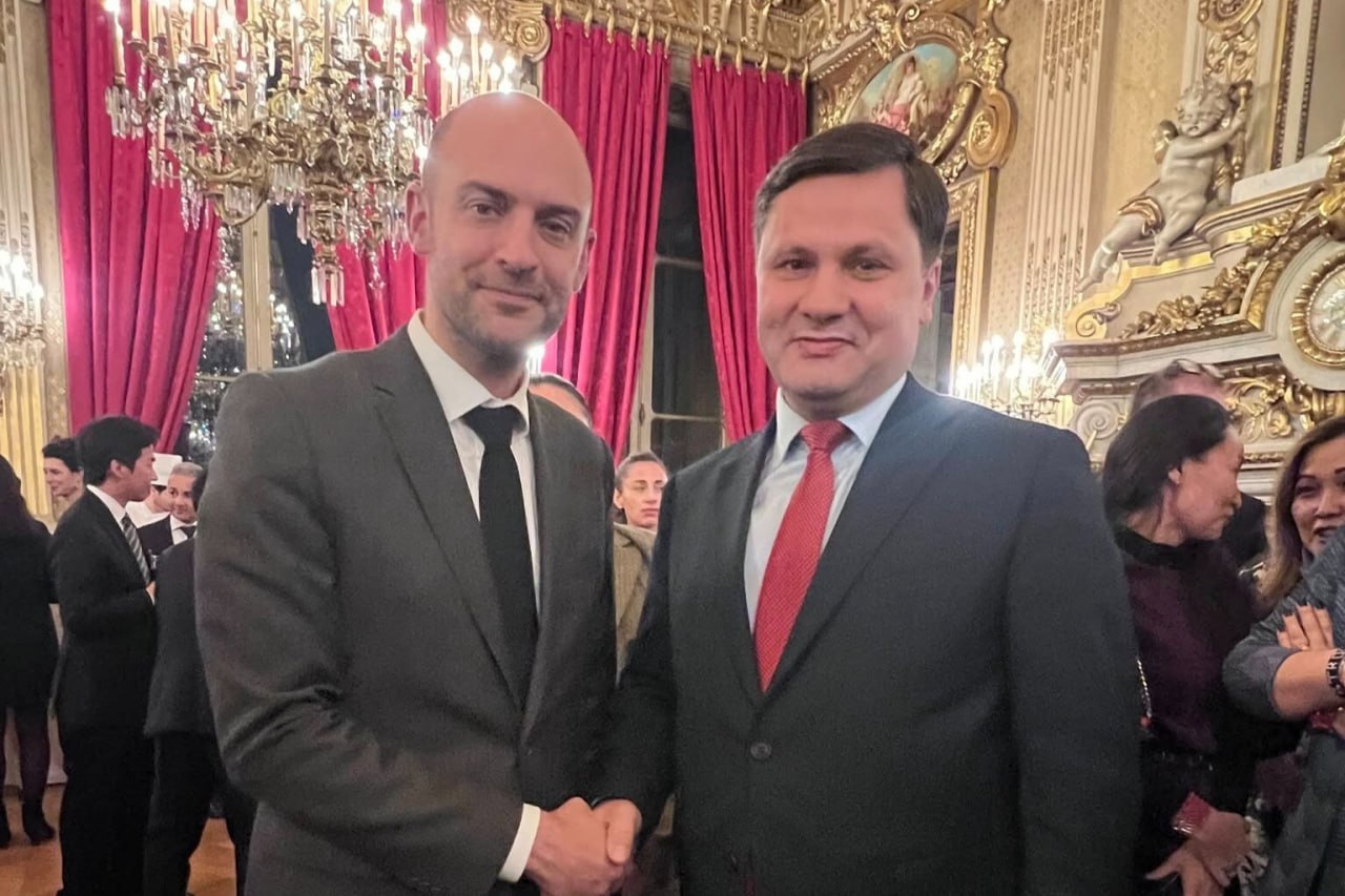 ՀՀ դեսպանը  հանդիպել է Ֆրանսիայի արտաքին գործերի նախարարի հետ