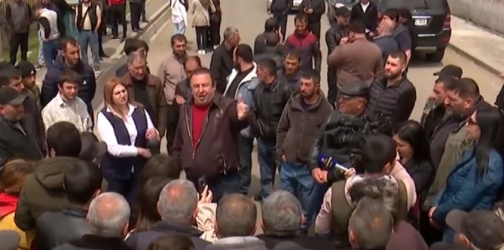 Любовь к родине должна выражаться не словами, а делами