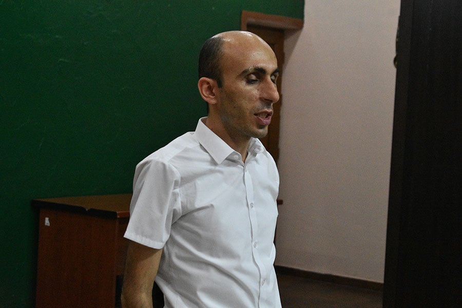 Бегларян указал на проблемы статуса и социальной поддержки арцахцев