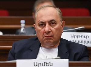 Следственный комитет об обыске в кабинете Армена Чарчяна