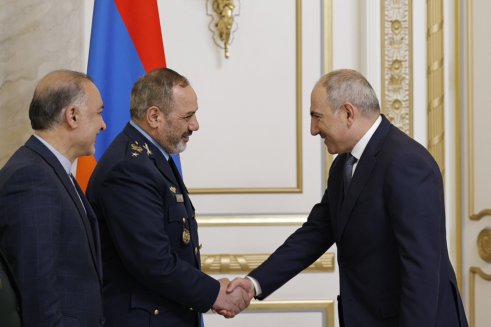 Армяно-иранские отношения развиваются высокими темпами - Пашинян