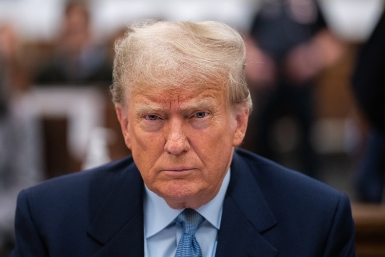 Трамп пригрозил сроками до 20 лет тем, кто попытается навредить компании Tesla