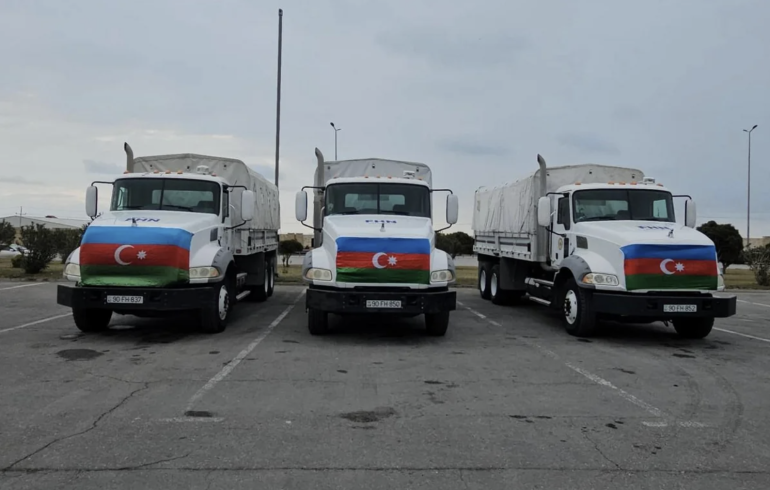 Азербайджан направил гуманитарную помощь в Иран