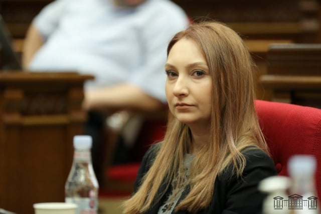 Экс-посол РА в США Лилит Макунц назначена главой аппарата премьер-министра