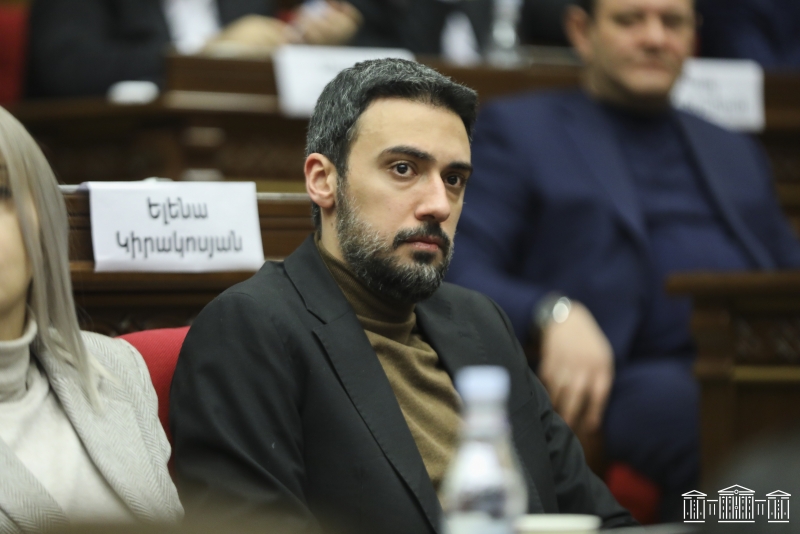Новая планка абсурда: Адвокат заявил о политическом преследовании Казиняна и Карапетяна