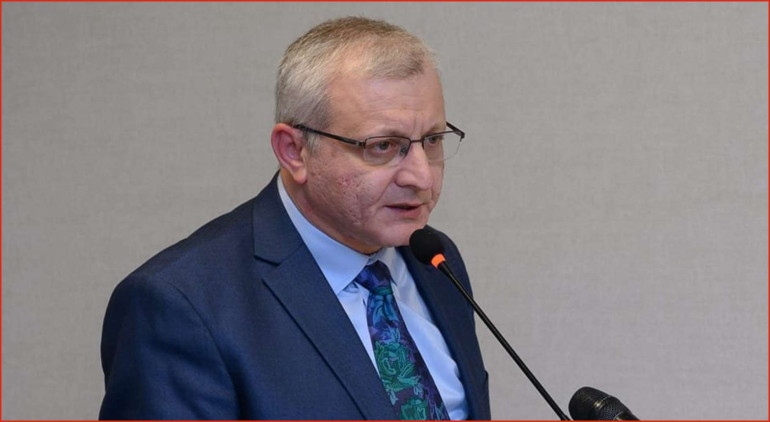 Пашинян либо полный дилетант, либо мастер манипуляций
