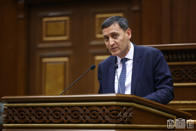 В переходный период будут уточнены некоторые положения процедуры приема в вузы