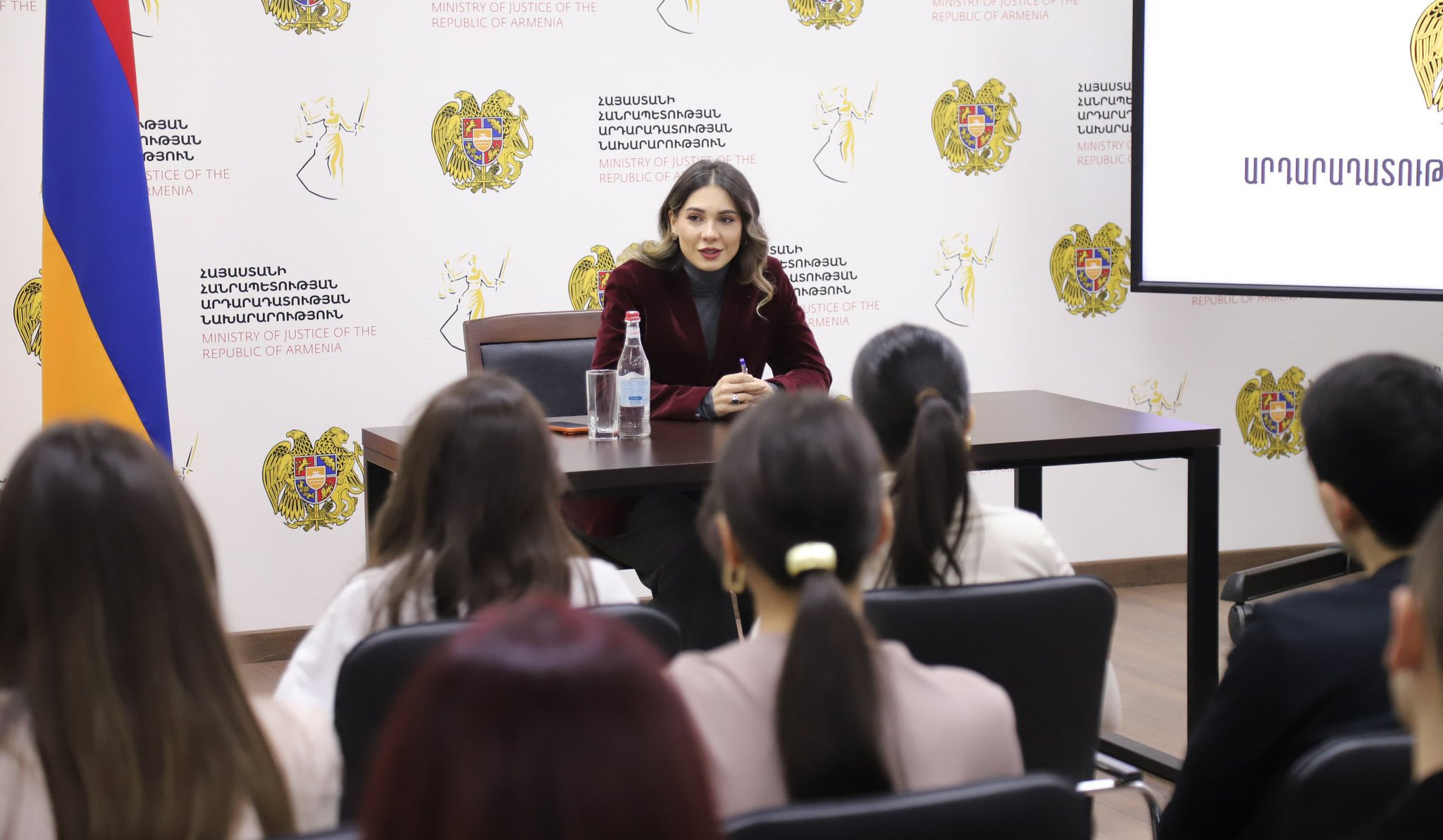 Србуи Галян встретилась со студентами ряда университетов