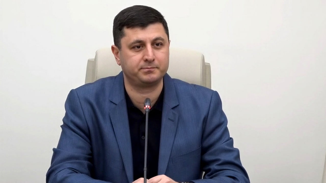 Оппозиционному лагерю необходимо быстро определиться