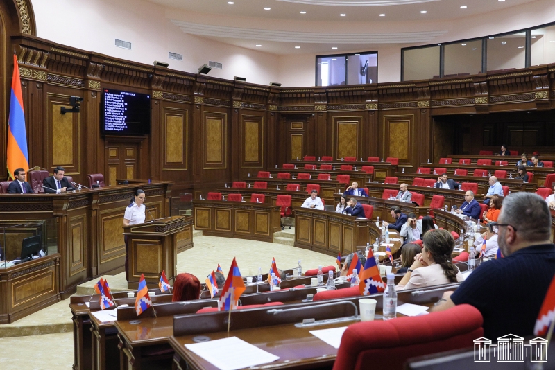 Генпрокурор представила в парламенте подробности обвинения Сейрана Оганяна