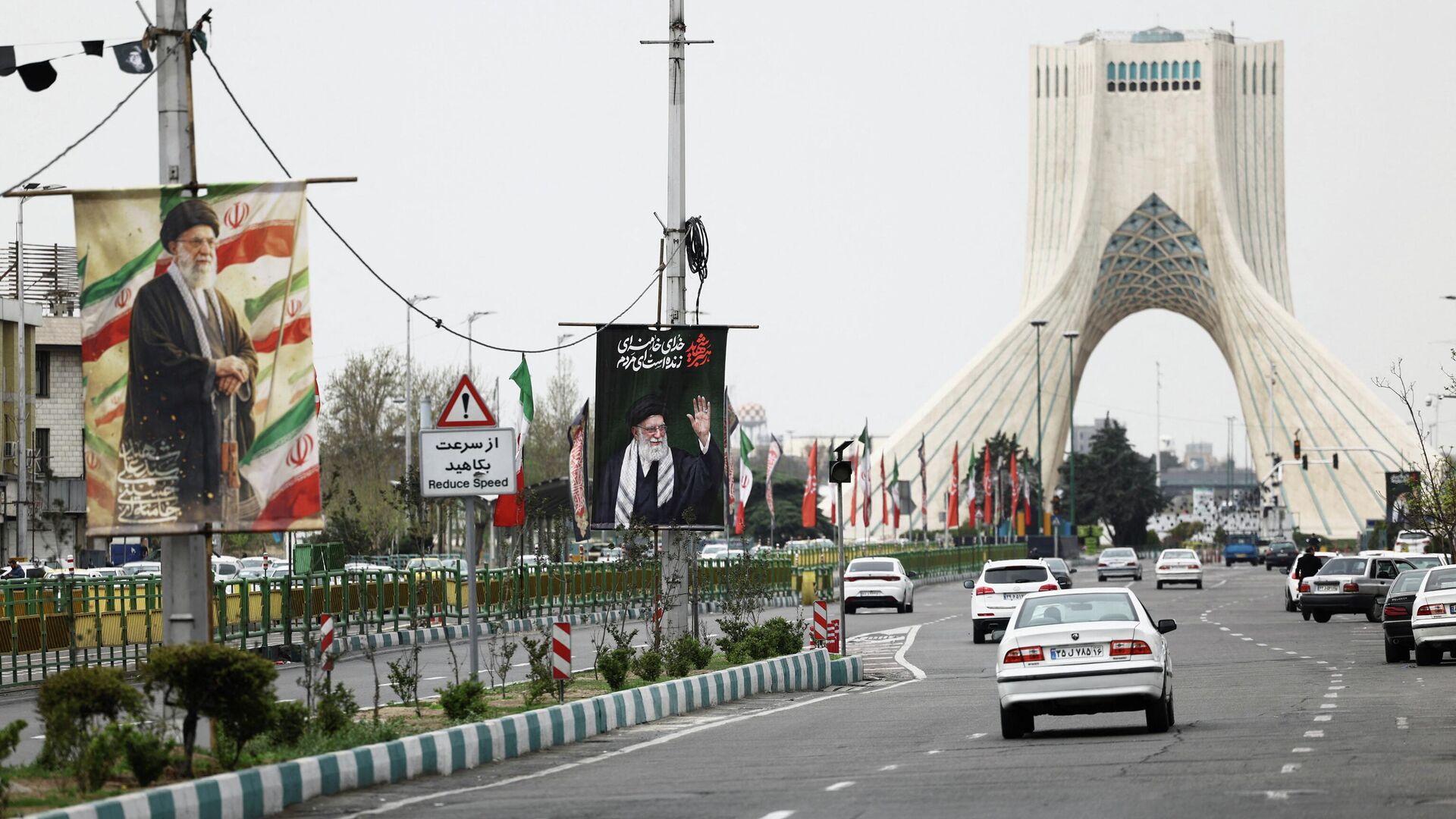 В Иране задержали более 30 человек по подозрению в связях с Израилем и США