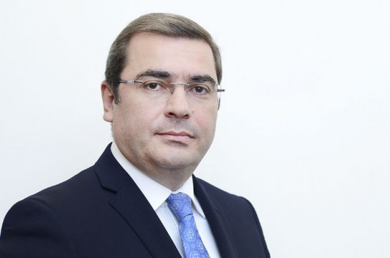 Փաշինյանը հին կախվածությունները պահպանում է, դրանց կողքին ձևավորում նորերը