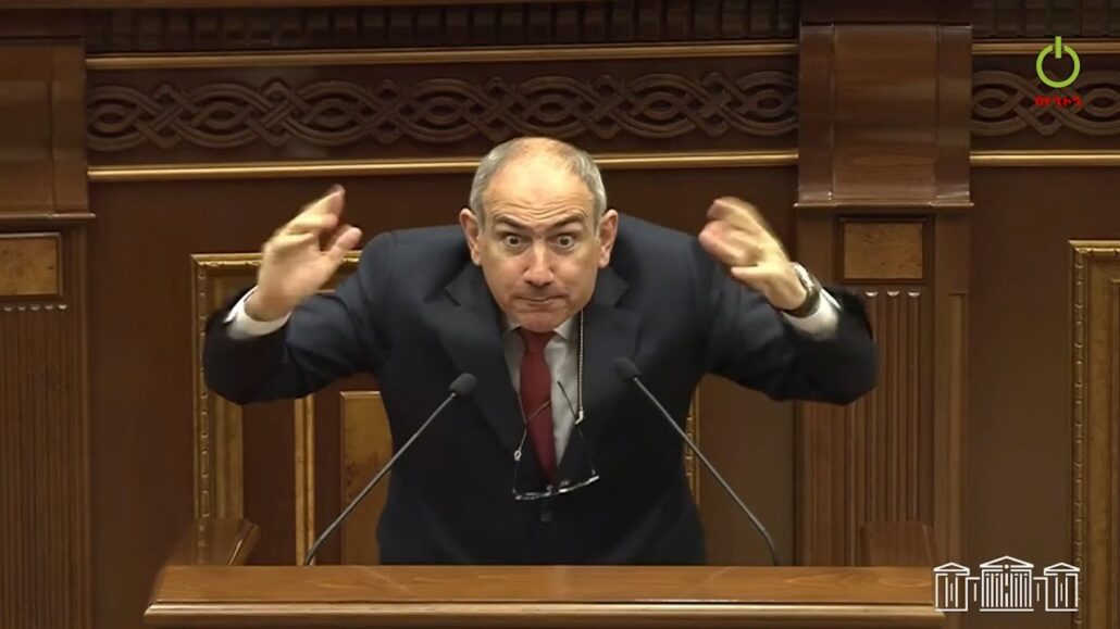 Пашинян советует тонущим спасаться самостоятельно