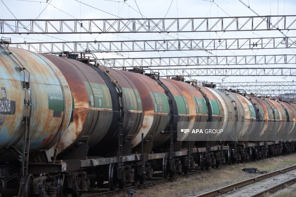 Из Азербайджана в Армению отправлено 22 вагона с дизтопливом