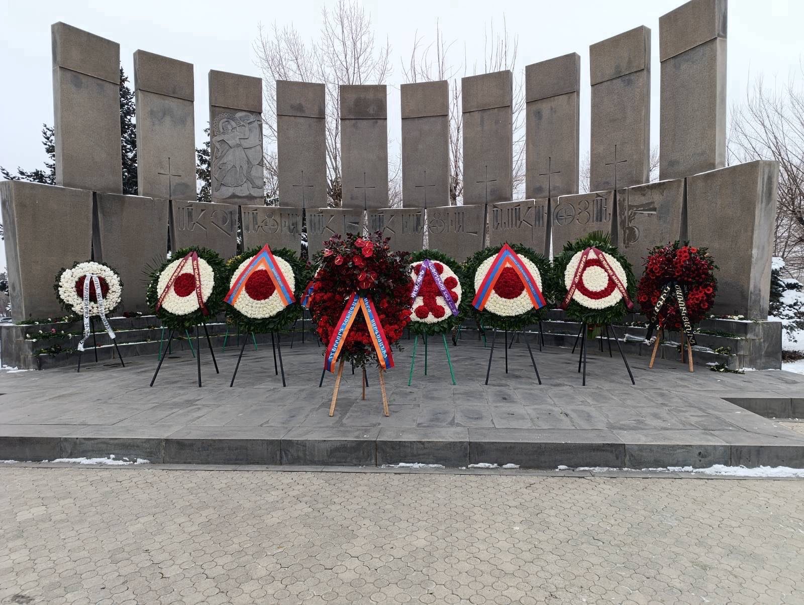 Փա´ռք և պատի´վ Հայոց բանակի ստեղծման ակունքներում կանգնած նվիրյալներին. Սերժ Սարգսյան