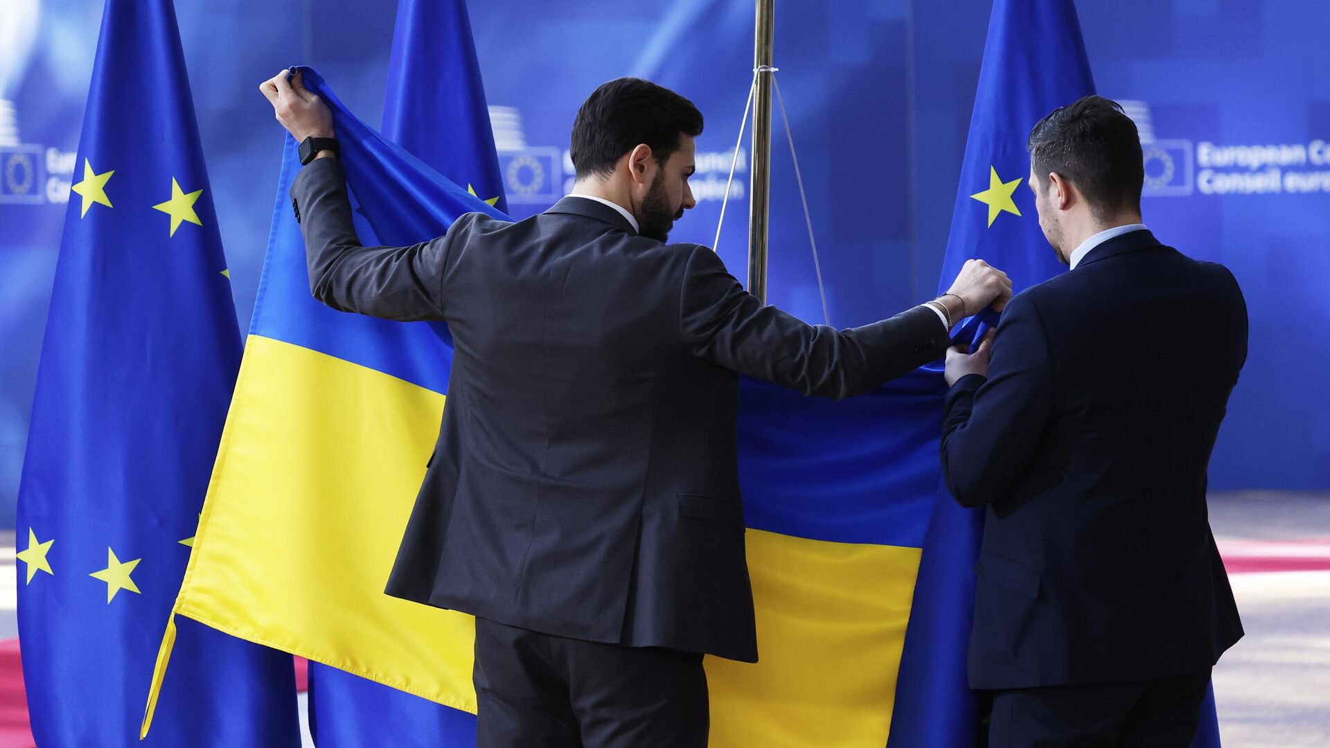 Politico: Киев боится, что Европа устала от конфликта на Украине
