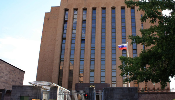 Скорбим вместе с армянским народом: Посольство России в Армении