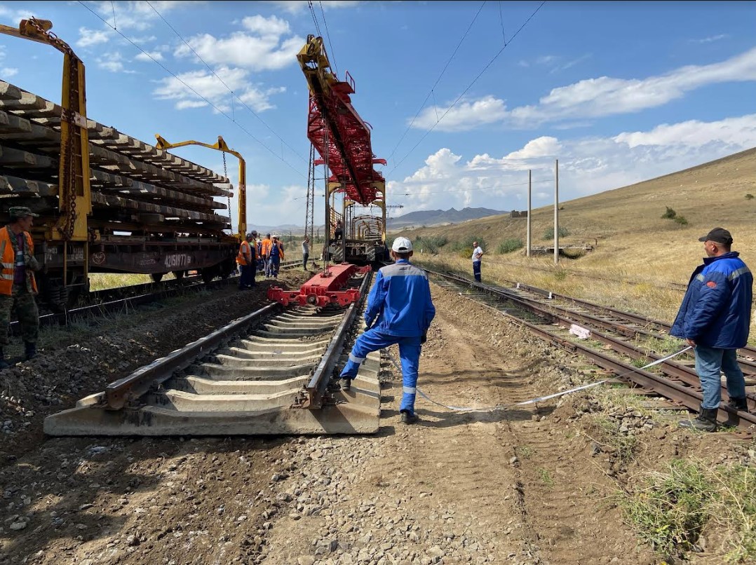 Компания ЮКЖД повысила зарплату сотрудникам