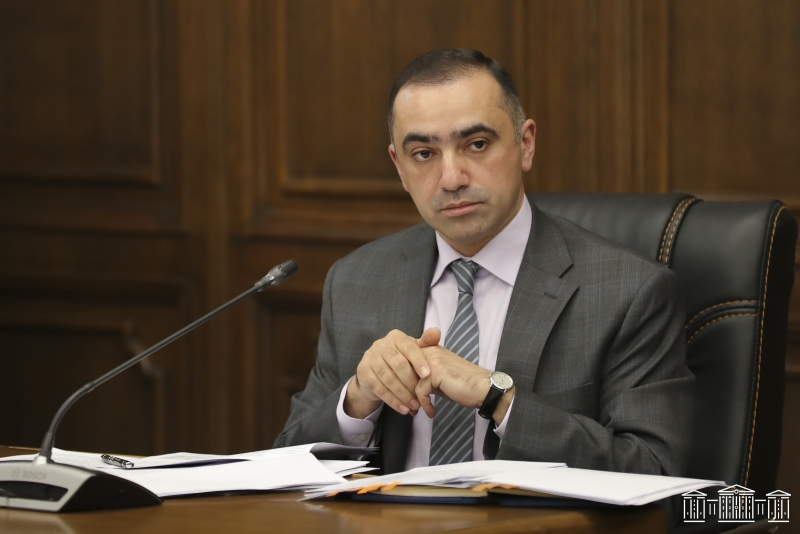 Ара Фидасян освобожден от должности генерального секретаря МВД Армении
