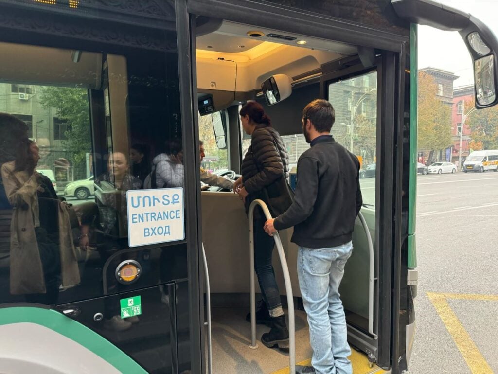 Фото: jam-news.net