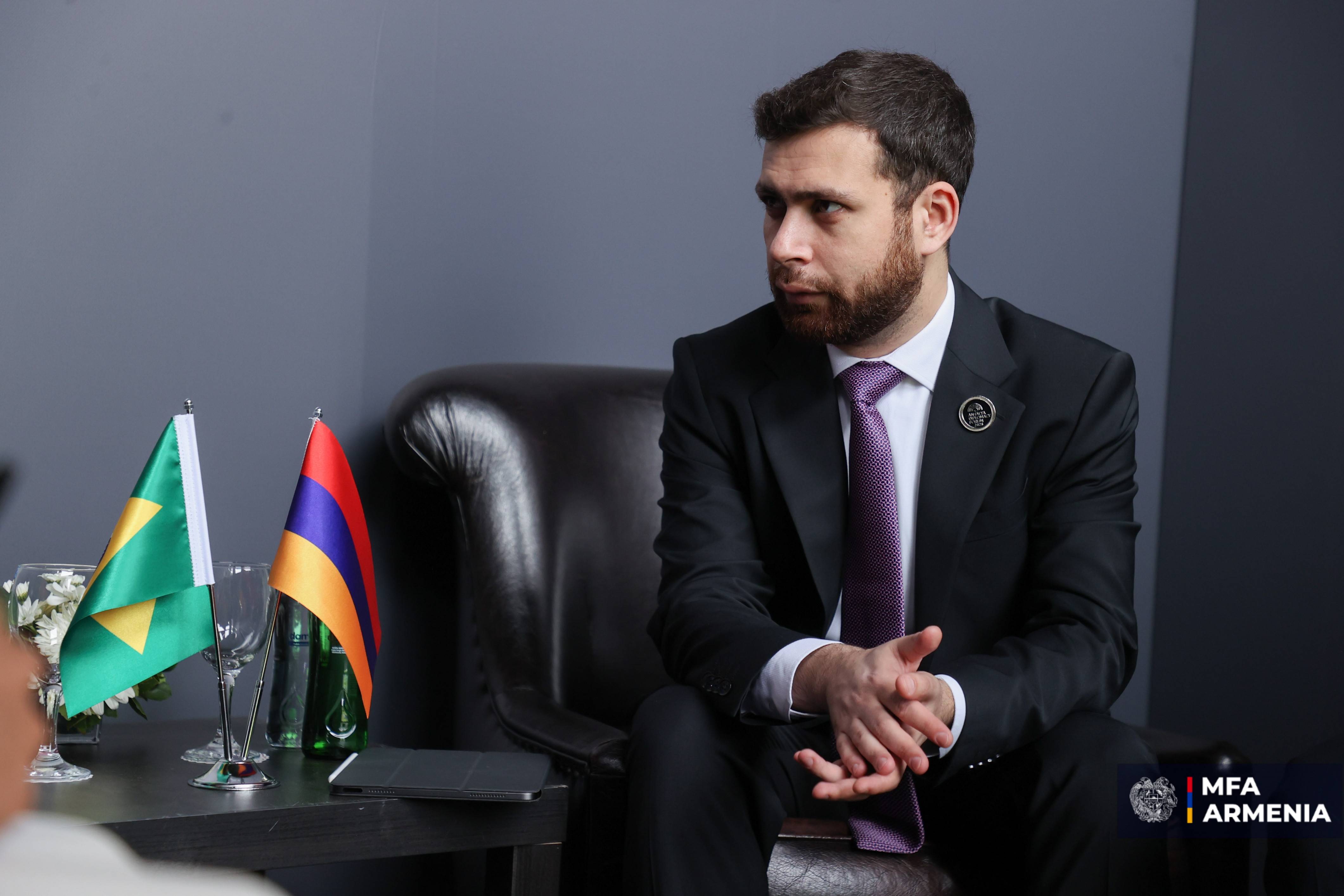 Վահան Կոստանյանը և Բրազիլի ԱԳՆ քարտուղարը քննարկեցին միջազգային զարգացումները